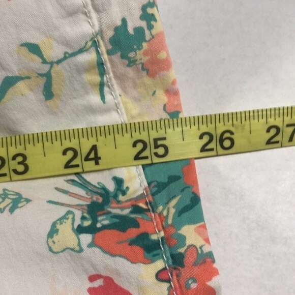 Intro. Sz 20W Love The Fit Floral Capri Pants Womens Tummy Control Comfort Waist - Picture 9 of 10